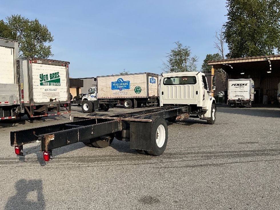 Cab and Chassis Truck-Light and Medium Duty Trucks-Freightliner-2019-M2-Abbotsford-BC-336,747\n\t\tkm-$ 46,000 - Image 8