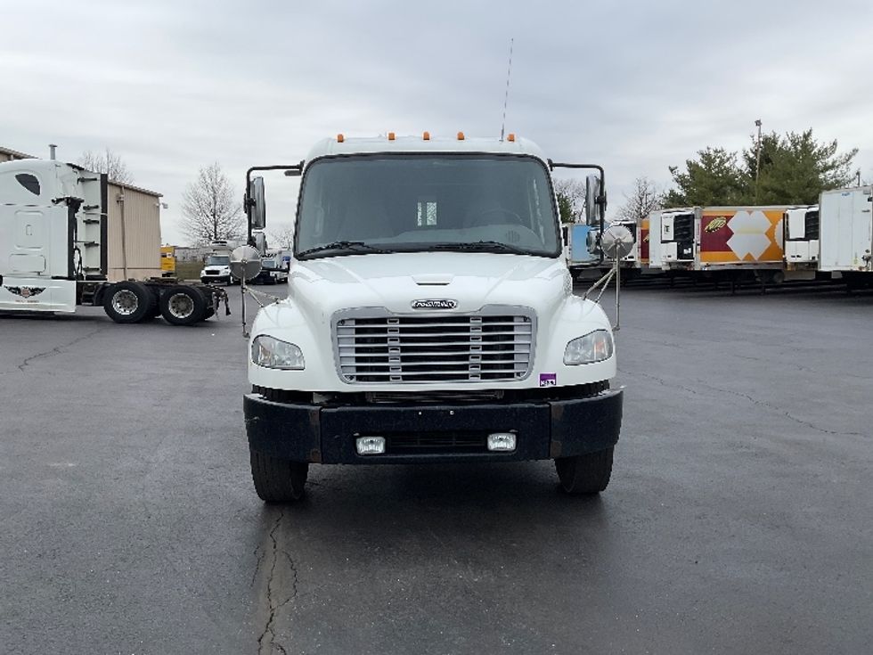 Cab and Chassis Truck-Light and Medium Duty Trucks-Freightliner-2019-M2-Bethlehem-PA-175,053\n\t\tmiles-$ 39,500 - Image 2