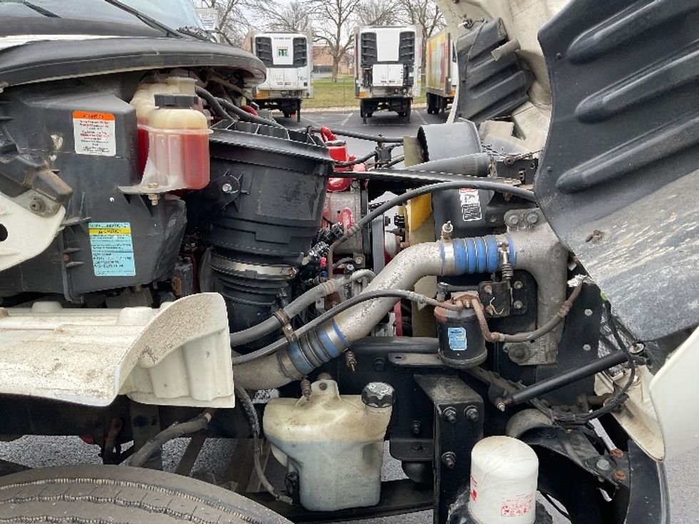 Cab and Chassis Truck-Light and Medium Duty Trucks-Freightliner-2019-M2-Bethlehem-PA-175,053\n\t\tmiles-$ 39,500 - Image 23