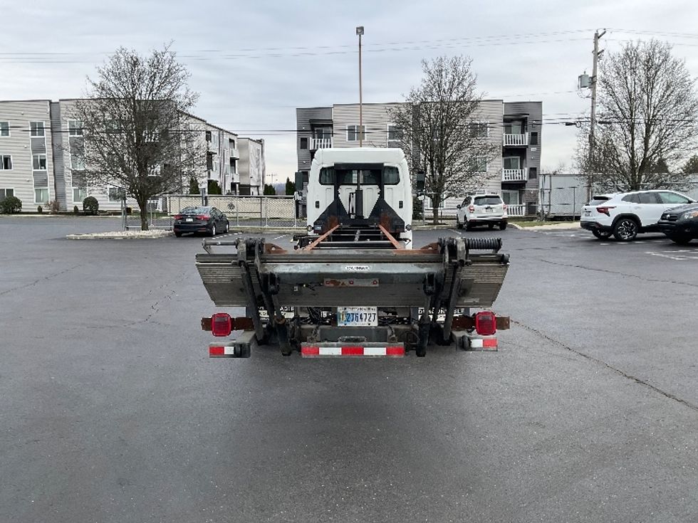 Cab and Chassis Truck-Light and Medium Duty Trucks-Freightliner-2019-M2-Bethlehem-PA-175,053\n\t\tmiles-$ 39,500 - Image 8