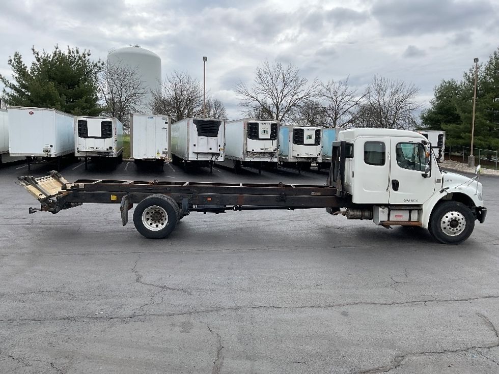 Cab and Chassis Truck-Light and Medium Duty Trucks-Freightliner-2019-M2-Bethlehem-PA-181,542\n\t\tmiles-$ 41,250 - Image 15