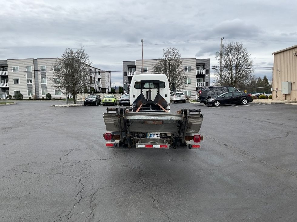 Cab and Chassis Truck-Light and Medium Duty Trucks-Freightliner-2019-M2-Bethlehem-PA-181,542\n\t\tmiles-$ 41,250 - Image 7