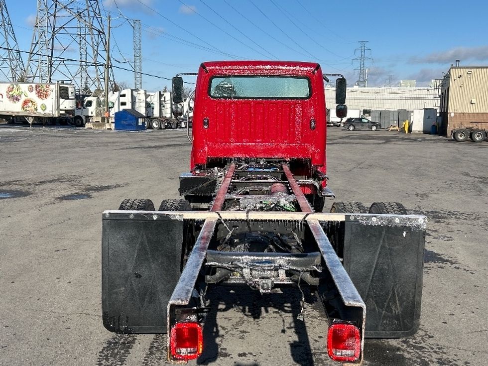 Cab and Chassis Truck-Light and Medium Duty Trucks-Freightliner-2019-M2-Boucherville-PQ-260,000\n\t\tkm-$ 44,250 - Image 8