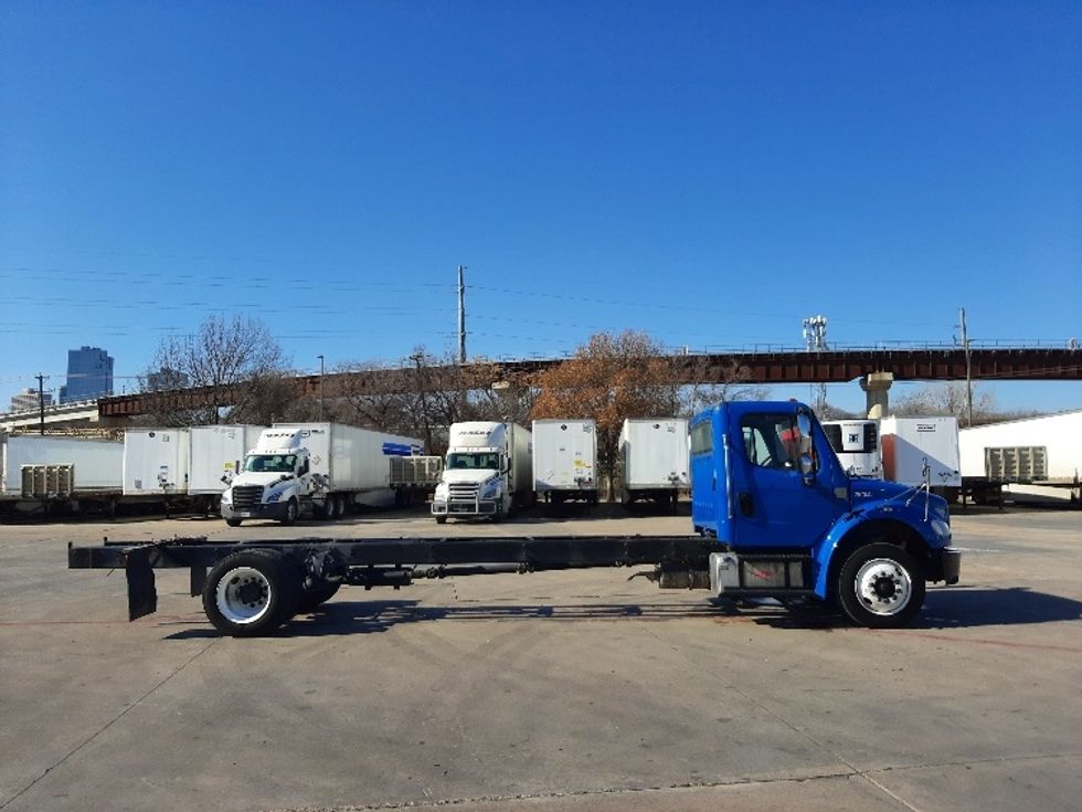 Cab and Chassis Truck-Light and Medium Duty Trucks-Freightliner-2019-M2-Fort Worth-TX-132,373\n\t\tmiles-$ 47,500 - Image 15