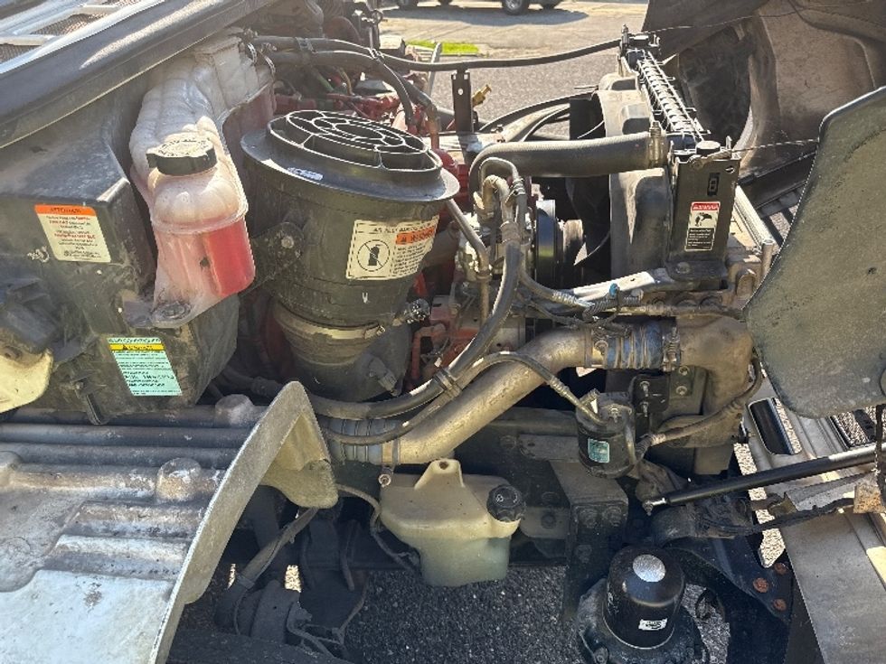 Cab and Chassis Truck-Light and Medium Duty Trucks-Freightliner-2019-M2-Homewood-AL-345,470\n\t\tmiles-$ 19,250 - Image 19