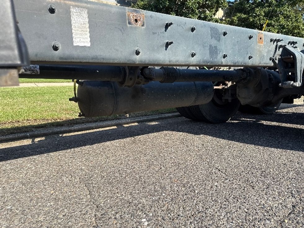 Cab and Chassis Truck-Light and Medium Duty Trucks-Freightliner-2019-M2-Homewood-AL-345,470\n\t\tmiles-$ 19,250 - Image 5