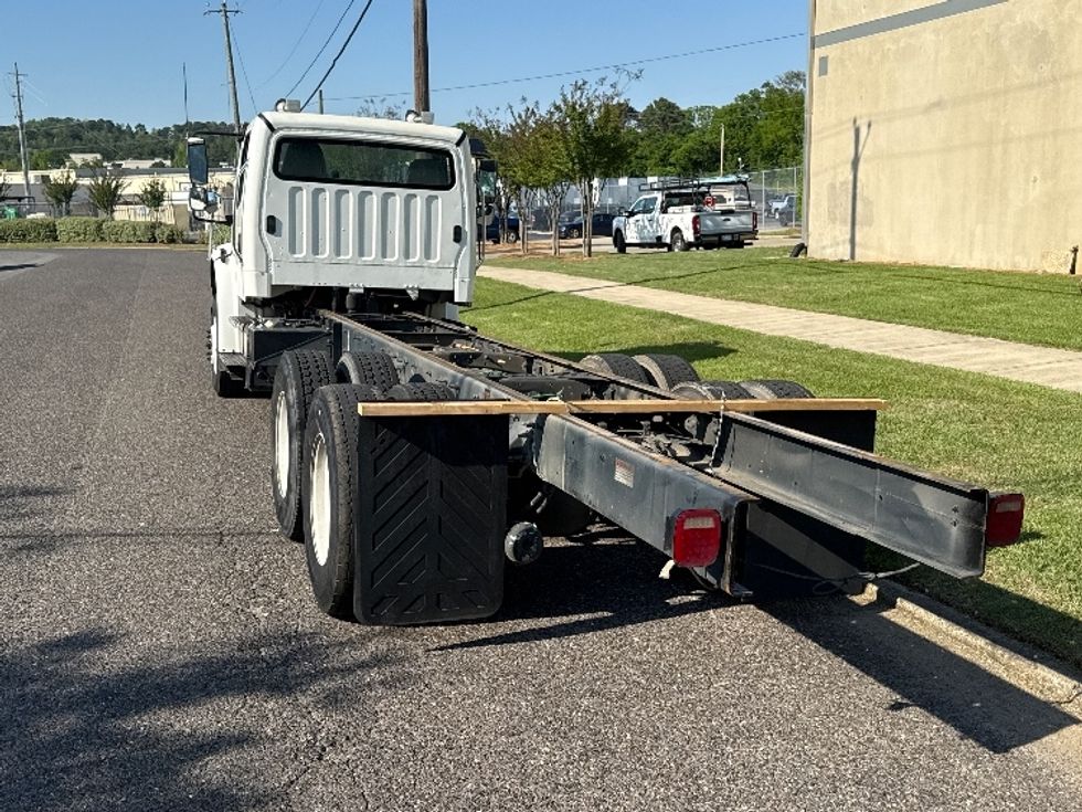 Cab and Chassis Truck-Light and Medium Duty Trucks-Freightliner-2019-M2-Homewood-AL-345,470\n\t\tmiles-$ 19,250 - Image 6