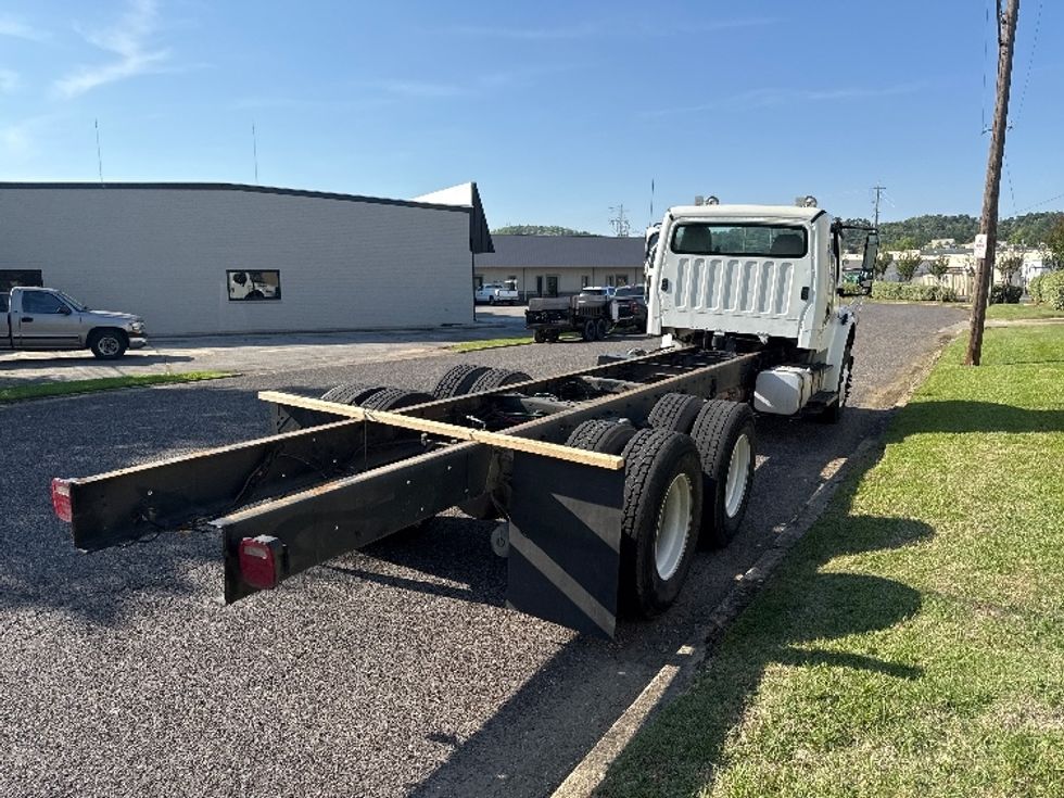 Cab and Chassis Truck-Light and Medium Duty Trucks-Freightliner-2019-M2-Homewood-AL-345,470\n\t\tmiles-$ 19,250 - Image 9
