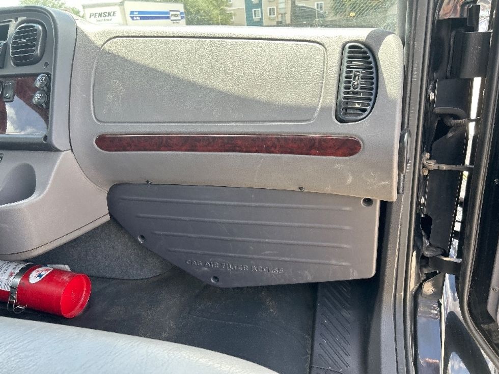 Cab and Chassis Truck-Light and Medium Duty Trucks-Freightliner-2019-M2-Houston-TX-127,558\n\t\tmiles-$ 42,750 - Image 16