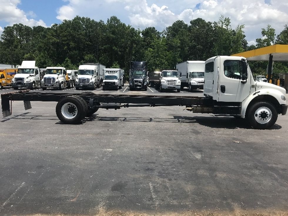 Cab and Chassis Truck-Light and Medium Duty Trucks-Freightliner-2019-M2-Ladson-SC-29,577\n\t\tmiles-$ 54,250 - Image 13