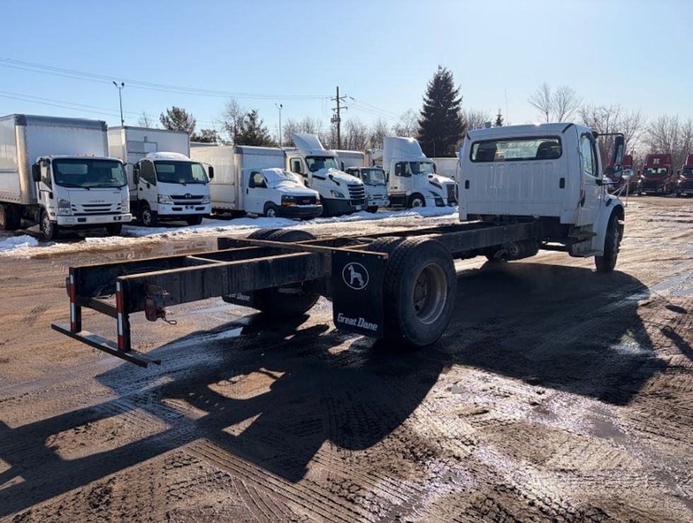 Cab and Chassis Truck-Light and Medium Duty Trucks-Freightliner-2019-M2-Londonderry-NH-154,460\n\t\tmiles-$ 37,000 - Image 6