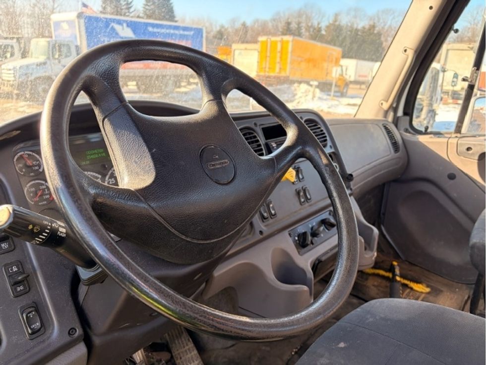 Cab and Chassis Truck-Light and Medium Duty Trucks-Freightliner-2019-M2-Londonderry-NH-154,460\n\t\tmiles-$ 37,000 - Image 9