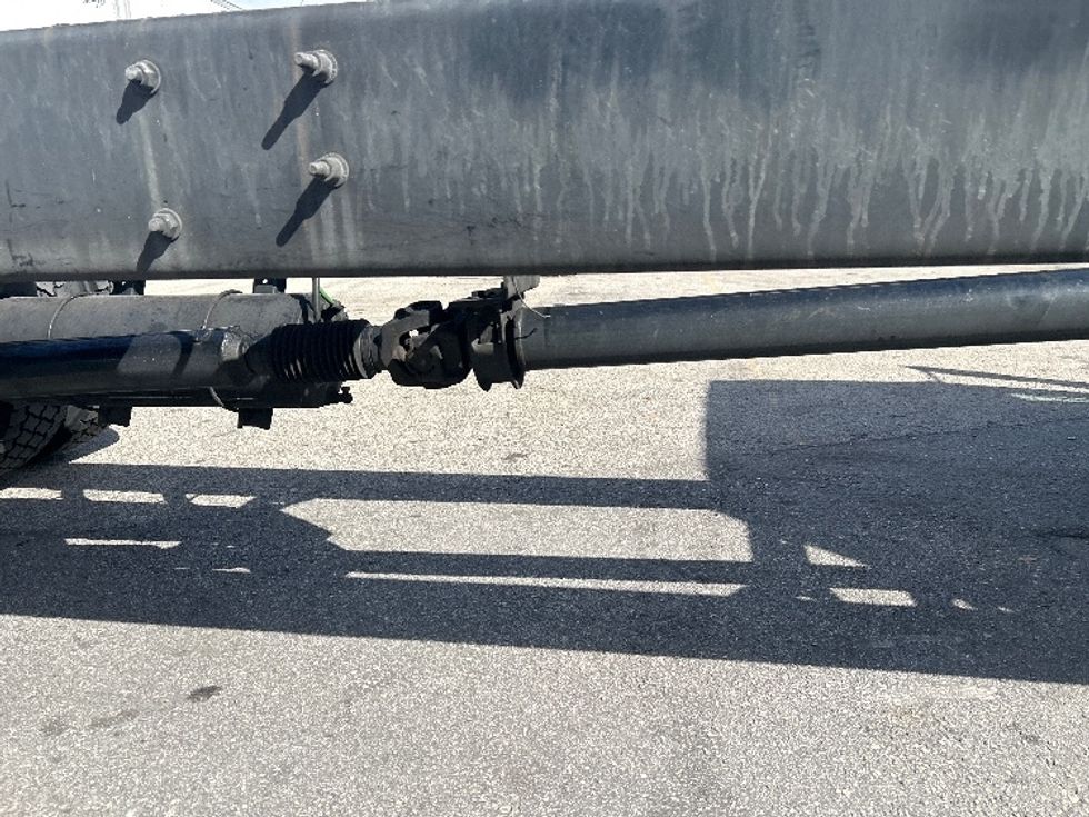 Cab and Chassis Truck-Light and Medium Duty Trucks-Freightliner-2019-M2-Medley-FL-260,800\n\t\tmiles-$ 20,750 - Image 10