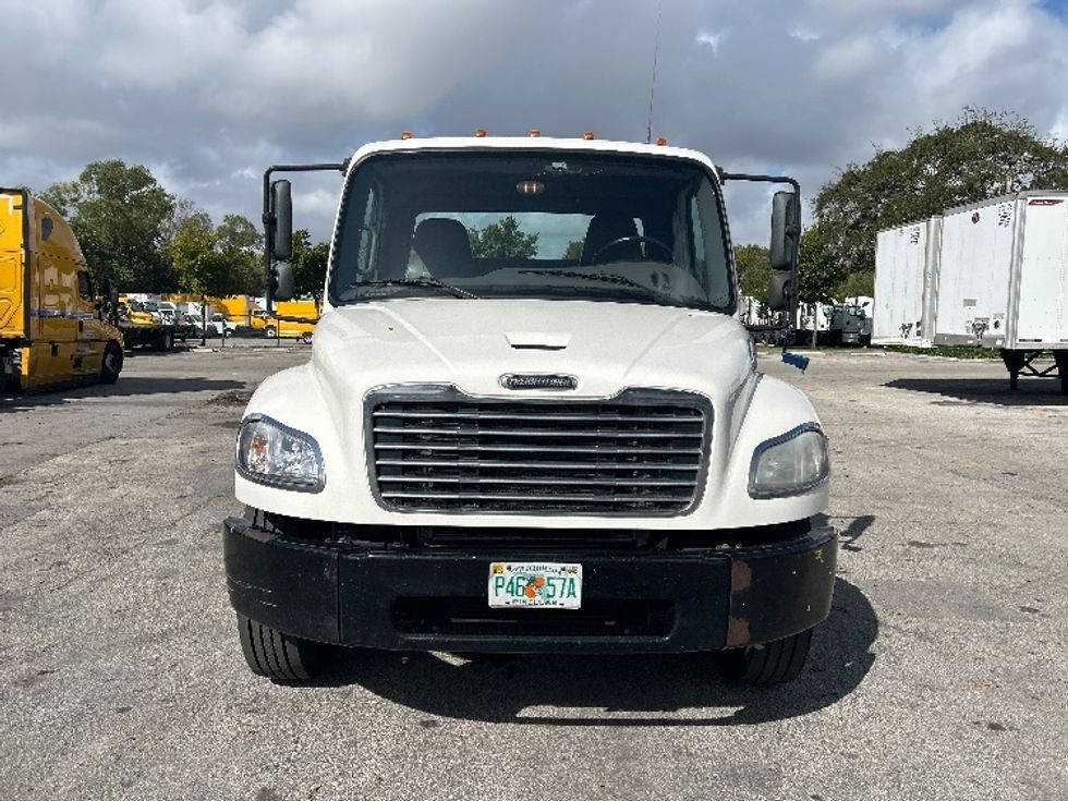 Cab and Chassis Truck-Light and Medium Duty Trucks-Freightliner-2019-M2-Medley-FL-260,800\n\t\tmiles-$ 20,750 - Image 2