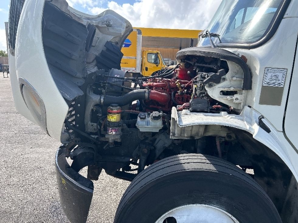Cab and Chassis Truck-Light and Medium Duty Trucks-Freightliner-2019-M2-Medley-FL-260,800\n\t\tmiles-$ 20,750 - Image 20