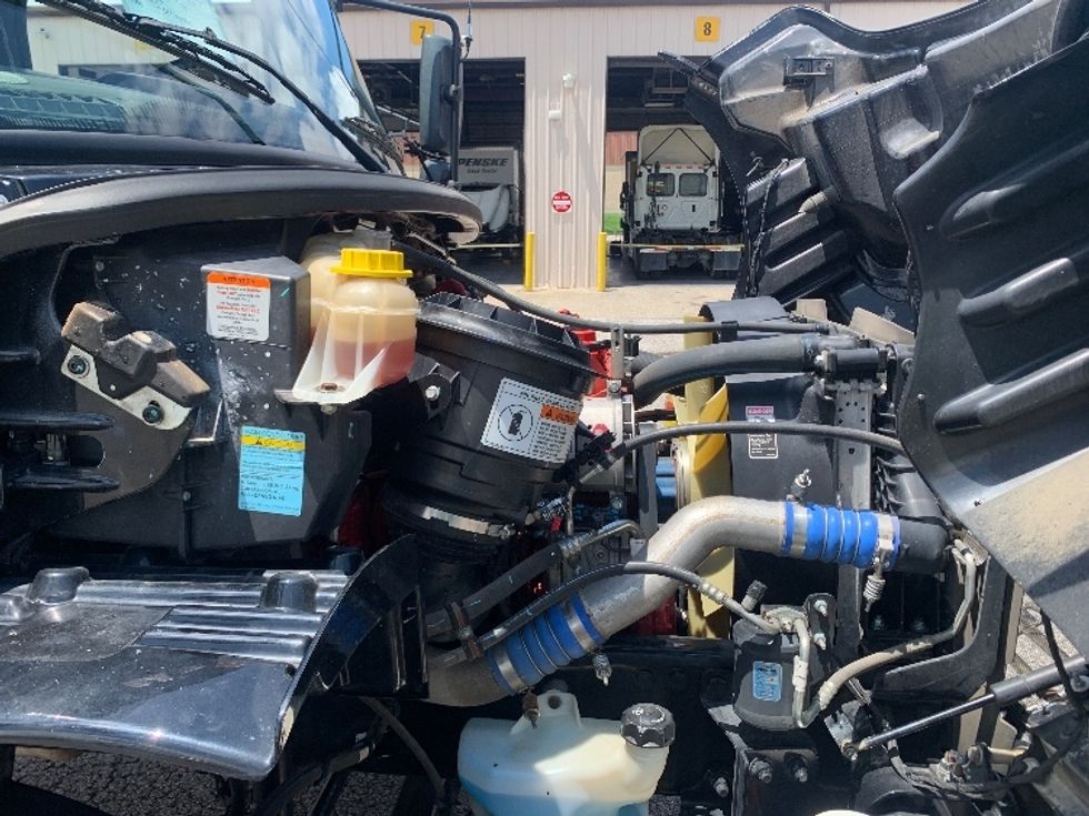Cab and Chassis Truck-Light and Medium Duty Trucks-Freightliner-2019-M2-Nashville (Mount Juliet)-TN-99,566\n\t\tmiles-$ 47,250 - Image 19