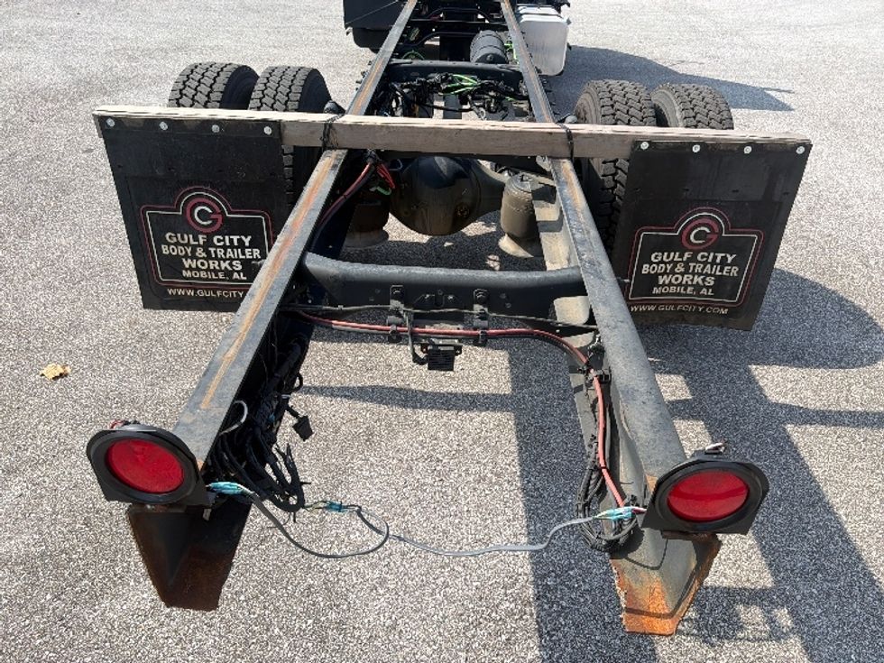 Cab and Chassis Truck-Light and Medium Duty Trucks-Freightliner-2019-M2-Pensacola-FL-278,855\n\t\tmiles-$ 25,000 - Image 10