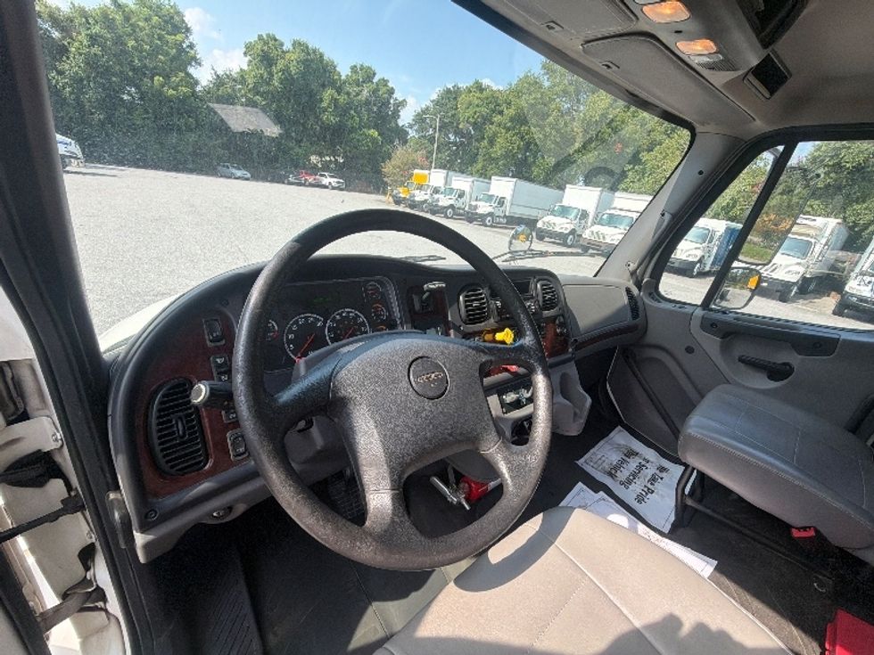 Cab and Chassis Truck-Light and Medium Duty Trucks-Freightliner-2019-M2-Pensacola-FL-278,855\n\t\tmiles-$ 25,000 - Image 17