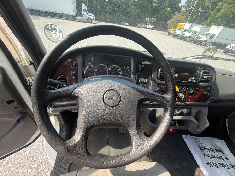 Cab and Chassis Truck-Light and Medium Duty Trucks-Freightliner-2019-M2-Pensacola-FL-278,855\n\t\tmiles-$ 25,000 - Image 18