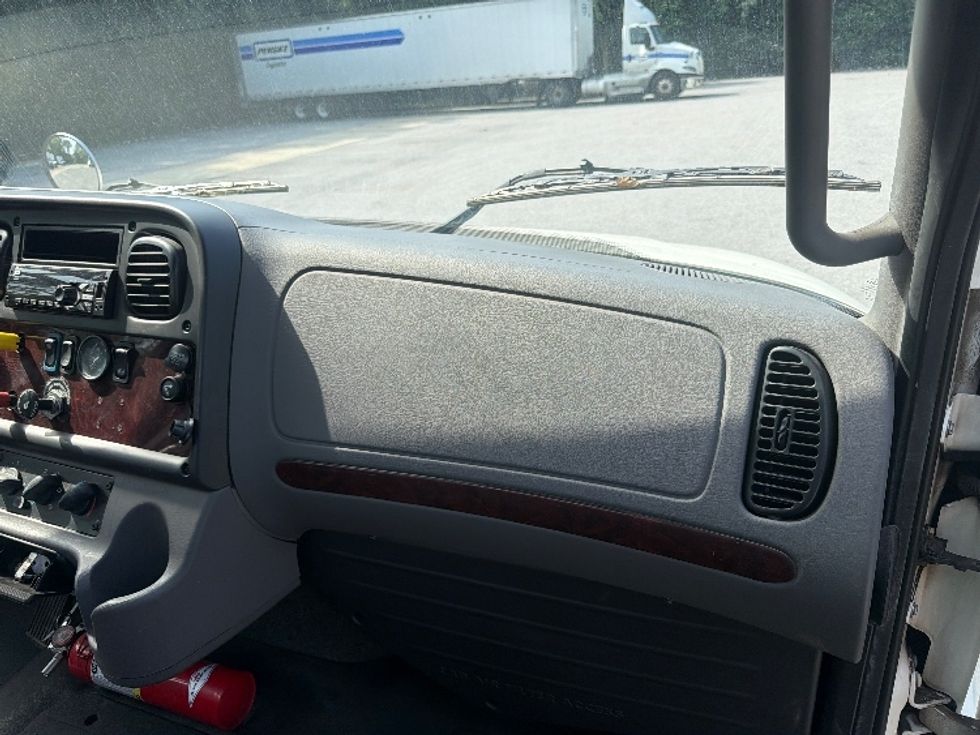 Cab and Chassis Truck-Light and Medium Duty Trucks-Freightliner-2019-M2-Pensacola-FL-278,855\n\t\tmiles-$ 25,000 - Image 21