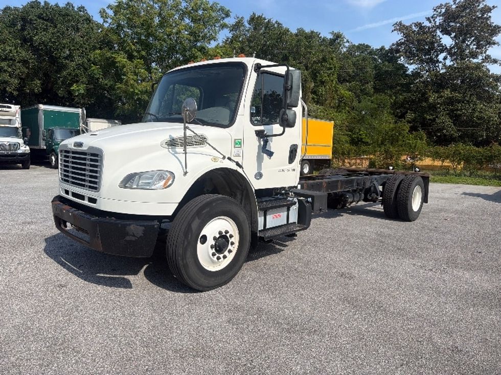 Cab and Chassis Truck-Light and Medium Duty Trucks-Freightliner-2019-M2-Pensacola-FL-278,855\n\t\tmiles-$ 25,000 - Image 3