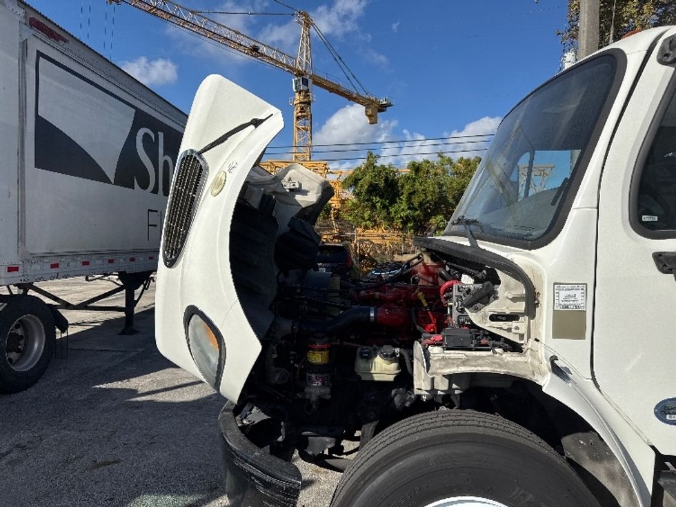 Cab and Chassis Truck-Light and Medium Duty Trucks-Freightliner-2019-M2-Pompano Beach-FL-319,321\n\t\tmiles-$ 20,500 - Image 21