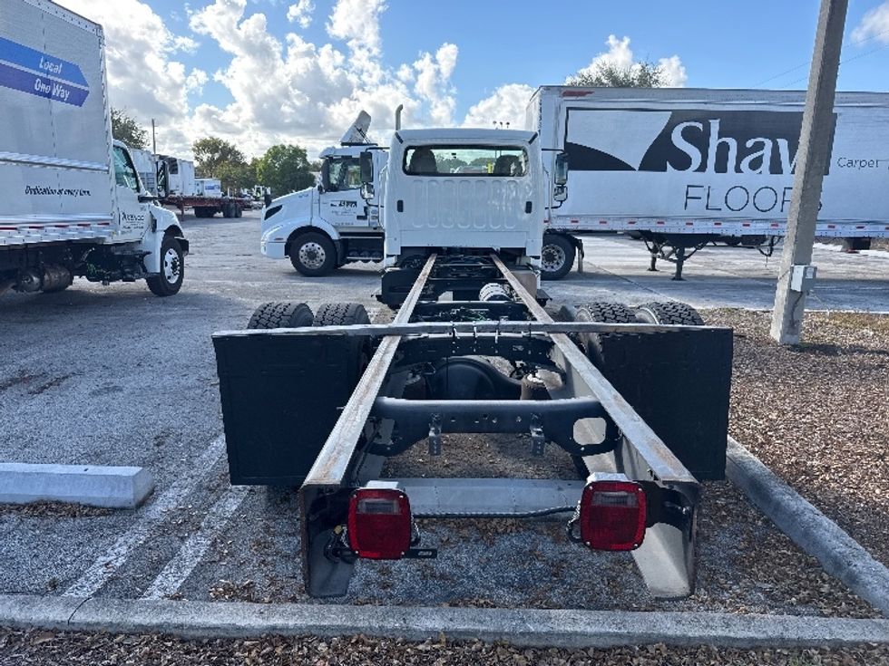 Cab and Chassis Truck-Light and Medium Duty Trucks-Freightliner-2019-M2-Pompano Beach-FL-319,321\n\t\tmiles-$ 20,500 - Image 7