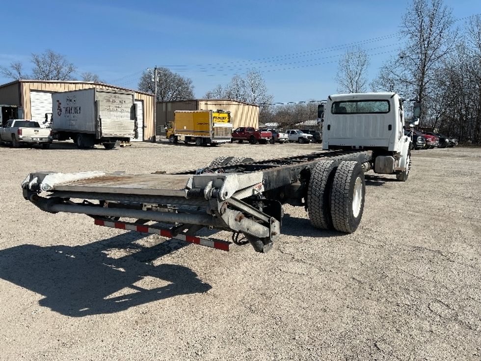 Cab and Chassis Truck-Light and Medium Duty Trucks-Freightliner-2019-M2-Poplar Bluff-MO-171,221\n\t\tmiles-$ 38,250 - Image 8
