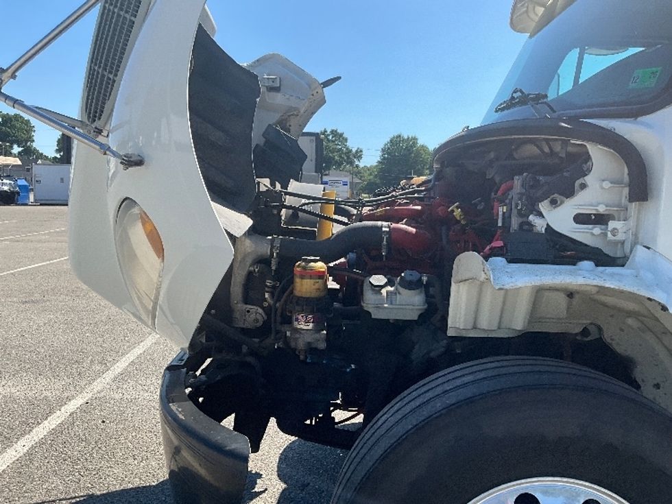 Cab and Chassis Truck-Light and Medium Duty Trucks-Freightliner-2019-M2-Prince George-VA-181,505\n\t\tmiles-$ 39,250 - Image 19