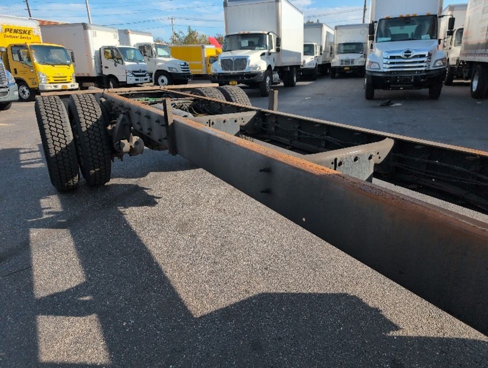 Cab and Chassis Truck-Light and Medium Duty Trucks-Freightliner-2019-M2-West Babylon-NY-81,965\n\t\tmiles-$ 51,000 - Image 10