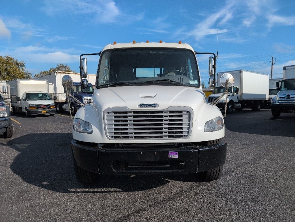 Cab and Chassis Truck-Light and Medium Duty Trucks-Freightliner-2019-M2-West Babylon-NY-81,965\n\t\tmiles-$ 51,000 - Image 2