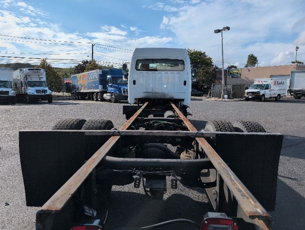 Cab and Chassis Truck-Light and Medium Duty Trucks-Freightliner-2019-M2-West Babylon-NY-81,965\n\t\tmiles-$ 51,000 - Image 8