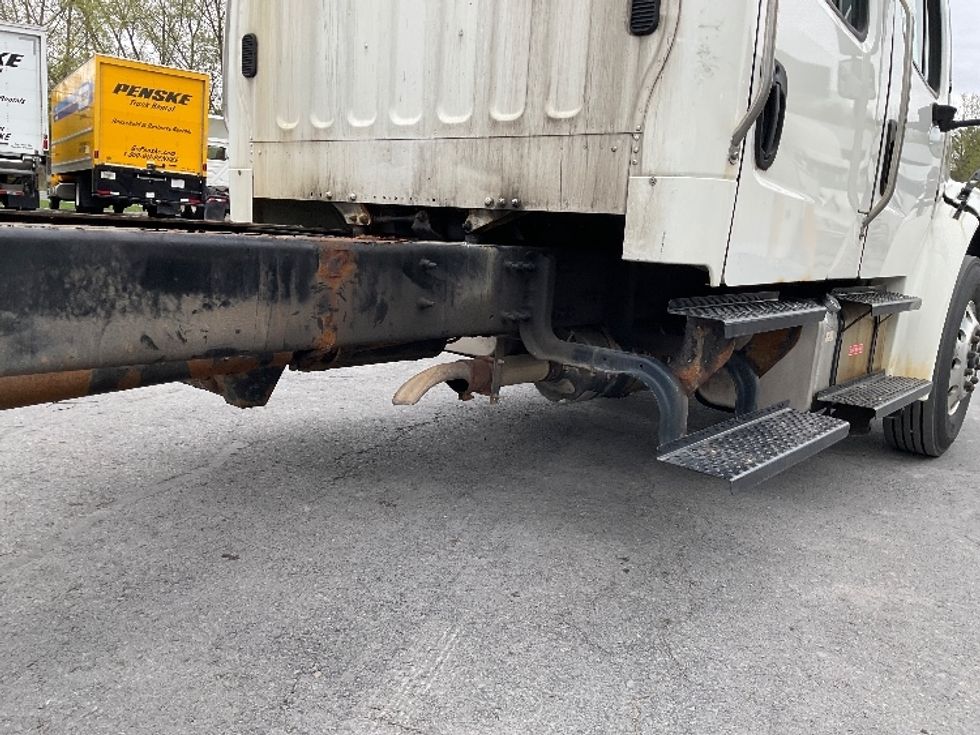 Cab and Chassis Truck-Light and Medium Duty Trucks-Freightliner-2019-M2-Whitesboro-NY-421,880\n\t\tmiles-$ 23,000 - Image 14