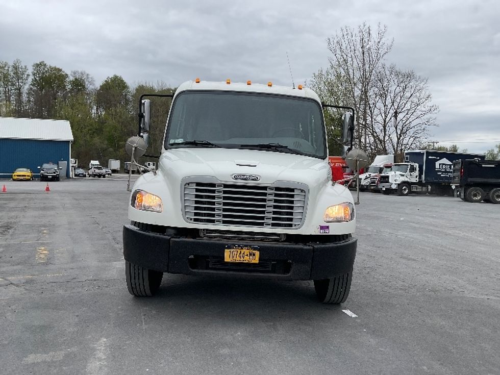 Cab and Chassis Truck-Light and Medium Duty Trucks-Freightliner-2019-M2-Whitesboro-NY-421,880\n\t\tmiles-$ 23,000 - Image 2