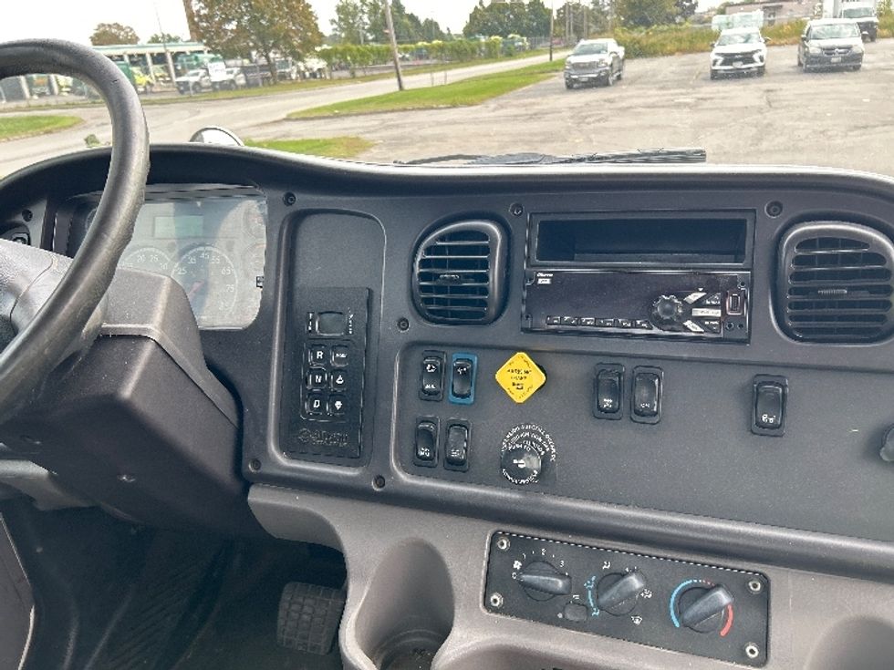 Cab and Chassis Truck-Light and Medium Duty Trucks-Freightliner-2020-M2-Binghamton-NY-240,233\n\t\tmiles-$ 55,250 - Image 17