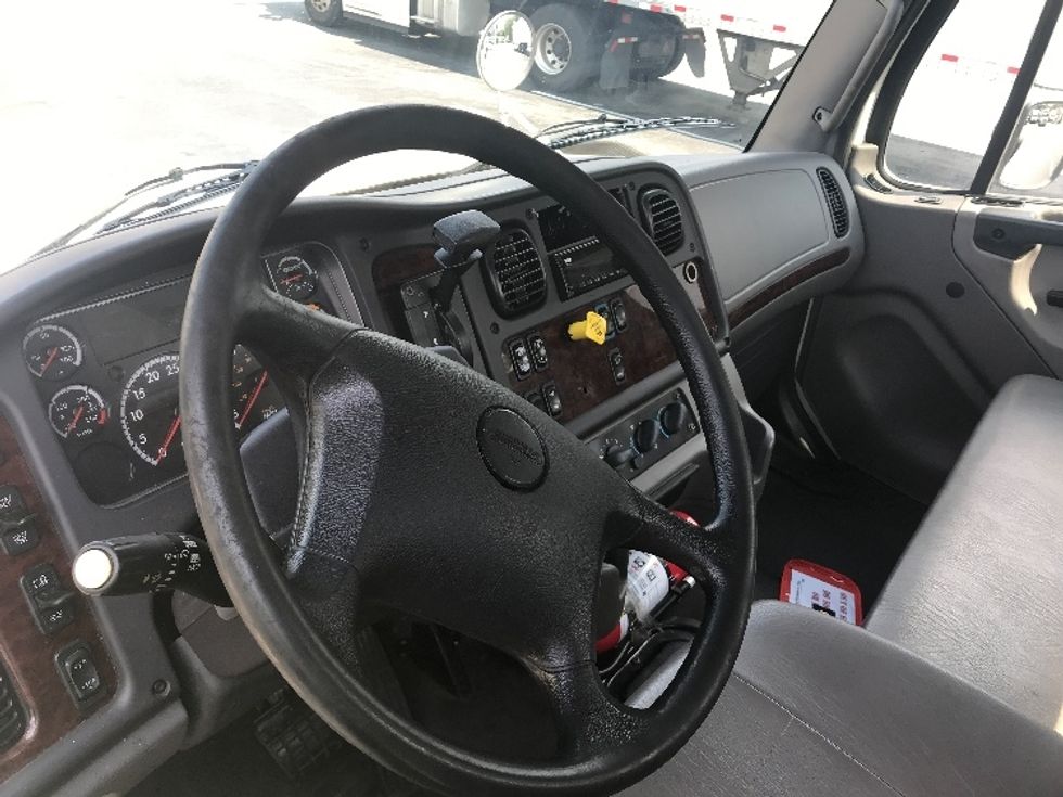 Cab and Chassis Truck-Light and Medium Duty Trucks-Freightliner-2020-M2-Charlotte-NC-296,340\n\t\tmiles-$ 23,750 - Image 13