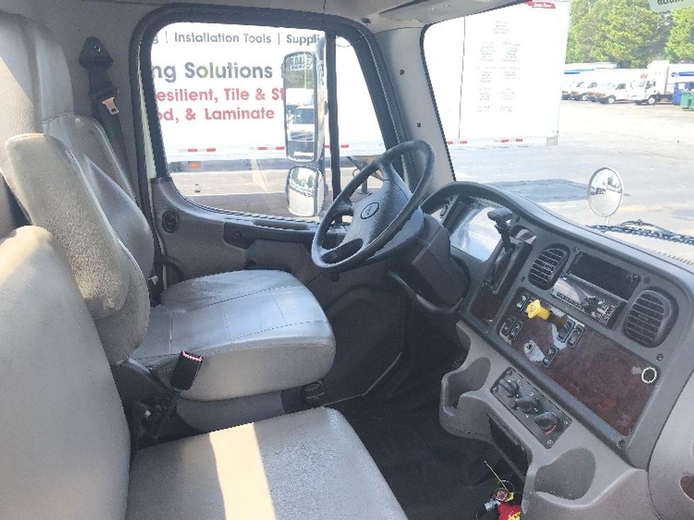 Cab and Chassis Truck-Light and Medium Duty Trucks-Freightliner-2020-M2-Charlotte-NC-296,340\n\t\tmiles-$ 23,750 - Image 18