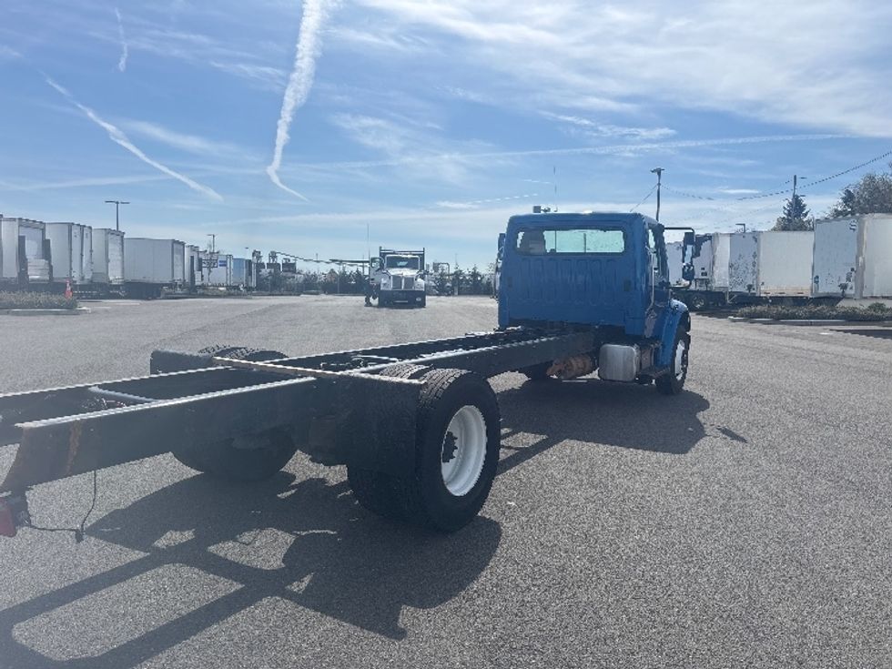 Cab and Chassis Truck-Light and Medium Duty Trucks-Freightliner-2020-M2-Everett-WA-153,367\n\t\tmiles-$ 45,000 - Image 7