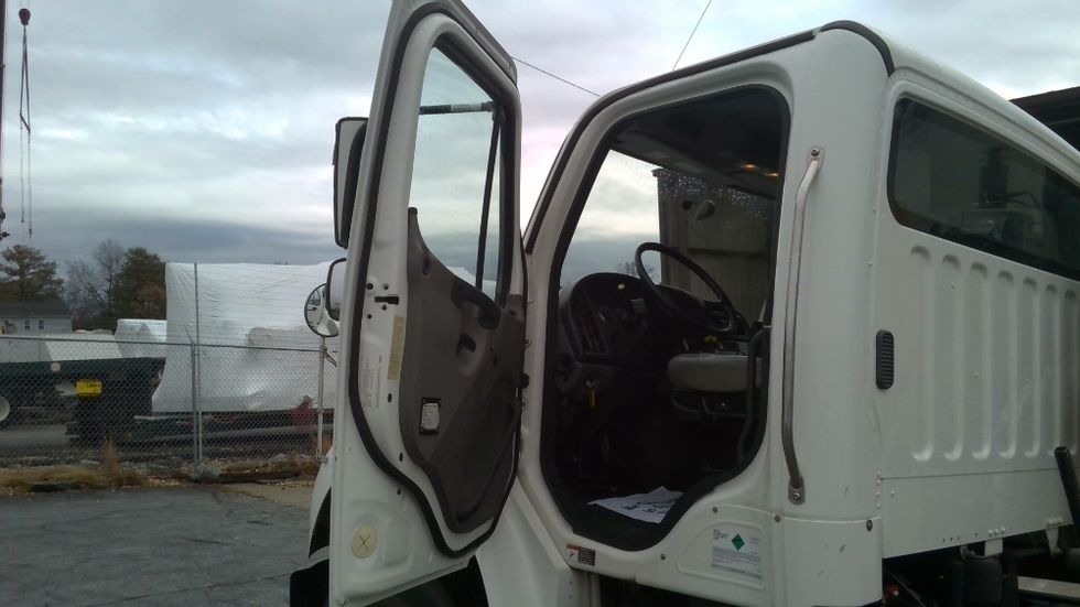 Cab and Chassis Truck-Light and Medium Duty Trucks-Freightliner-2020-M2-Forest Park-GA-174,563\n\t\tmiles-$ 39,250 - Image 11