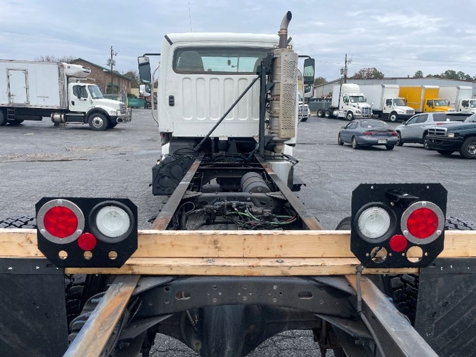 Cab and Chassis Truck-Light and Medium Duty Trucks-Freightliner-2020-M2-Forest Park-GA-253,316\n\t\tmiles-$ 25,750 - Image 10