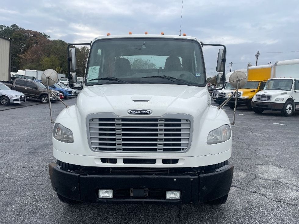 Cab and Chassis Truck-Light and Medium Duty Trucks-Freightliner-2020-M2-Forest Park-GA-253,316\n\t\tmiles-$ 25,750 - Image 2