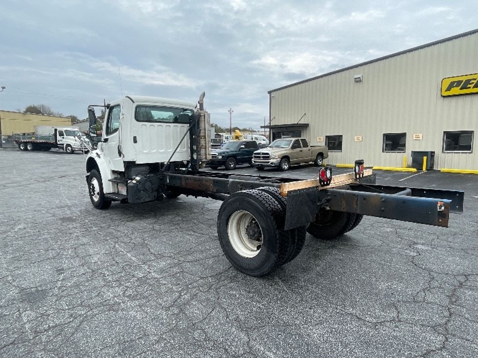 Cab and Chassis Truck-Light and Medium Duty Trucks-Freightliner-2020-M2-Forest Park-GA-253,316\n\t\tmiles-$ 25,750 - Image 6