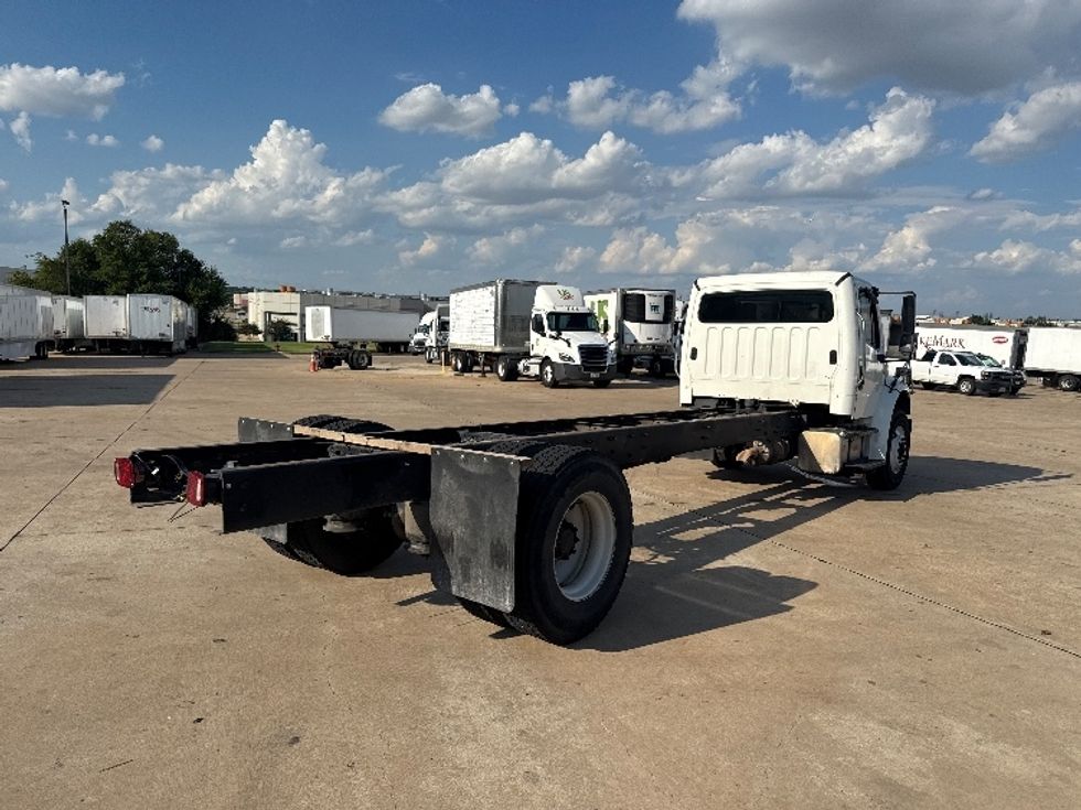 Cab and Chassis Truck-Light and Medium Duty Trucks-Freightliner-2020-M2-Grand Prairie-TX-264,999\n\t\tmiles-$ 23,000 - Image 13