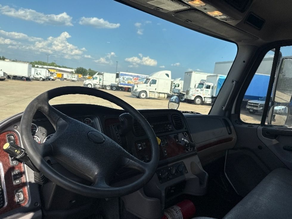 Cab and Chassis Truck-Light and Medium Duty Trucks-Freightliner-2020-M2-Grand Prairie-TX-264,999\n\t\tmiles-$ 23,000 - Image 18