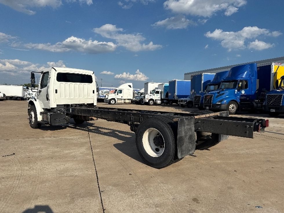 Cab and Chassis Truck-Light and Medium Duty Trucks-Freightliner-2020-M2-Grand Prairie-TX-264,999\n\t\tmiles-$ 23,000 - Image 6