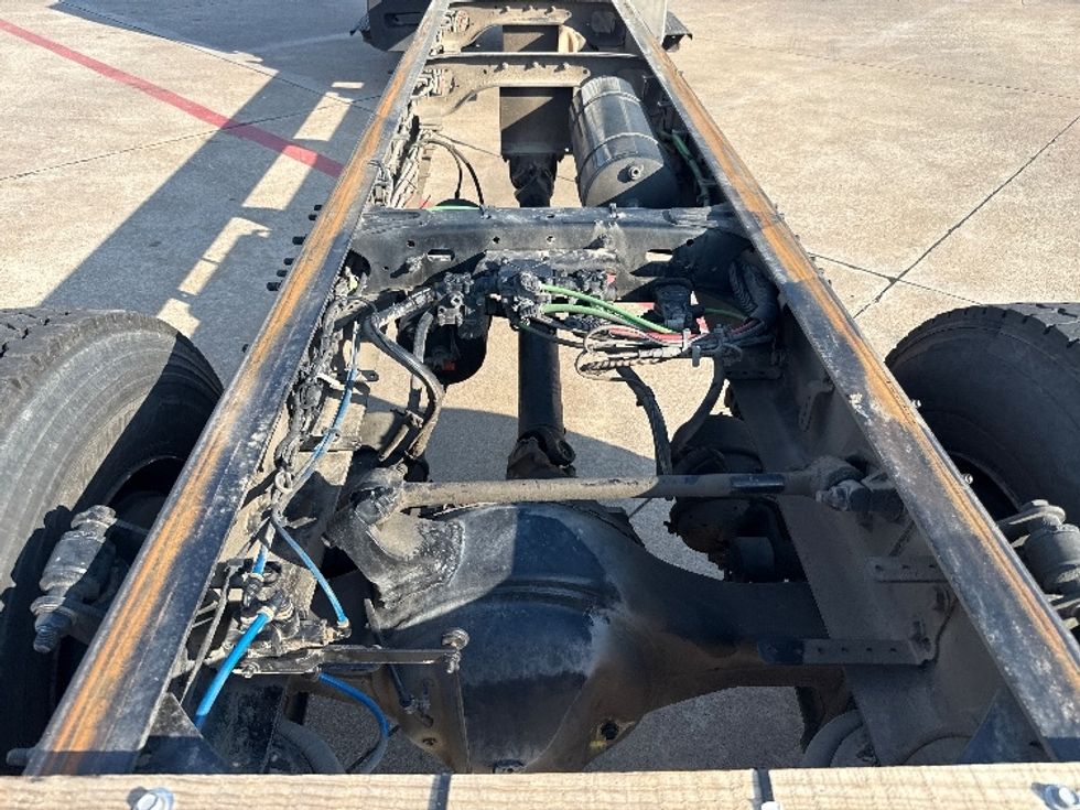 Cab and Chassis Truck-Light and Medium Duty Trucks-Freightliner-2020-M2-Grand Prairie-TX-321,838\n\t\tmiles-$ 23,000 - Image 10