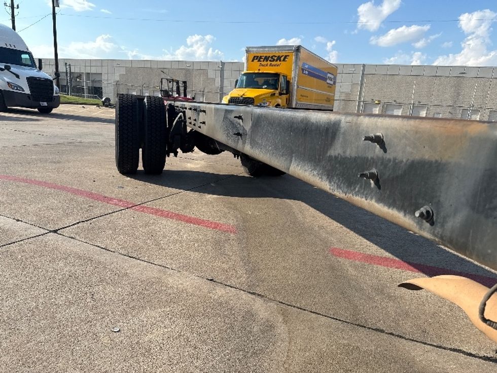Cab and Chassis Truck-Light and Medium Duty Trucks-Freightliner-2020-M2-Grand Prairie-TX-321,838\n\t\tmiles-$ 23,000 - Image 14