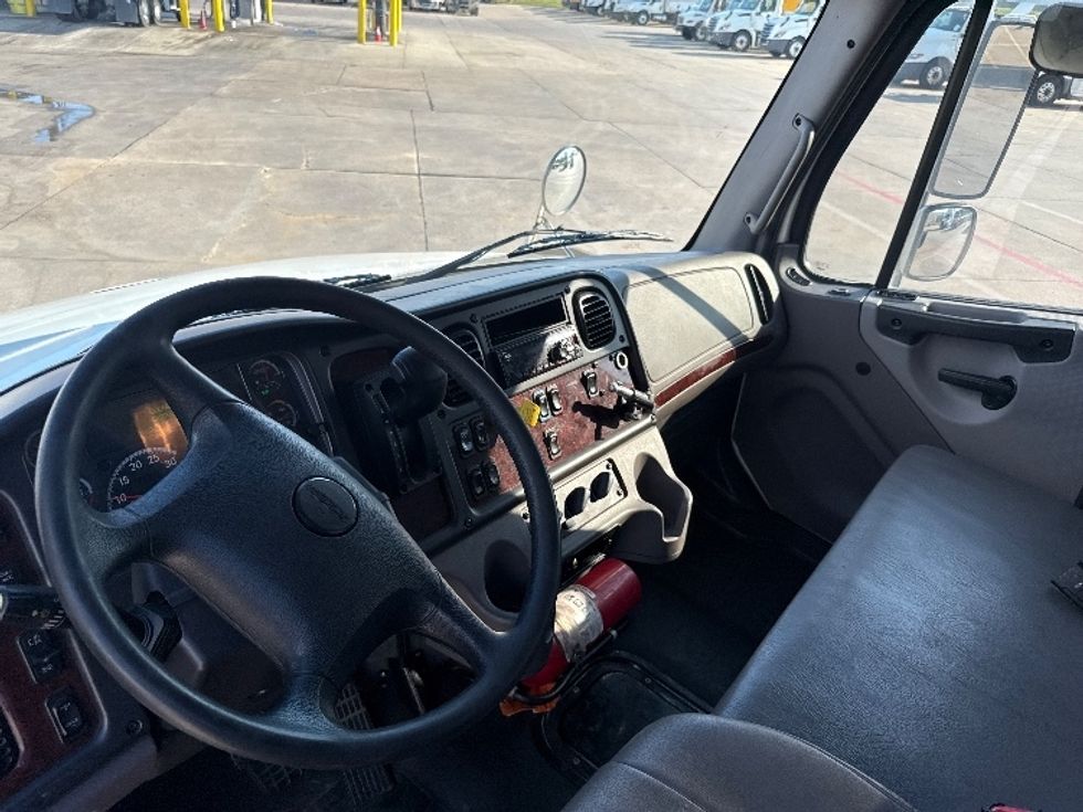Cab and Chassis Truck-Light and Medium Duty Trucks-Freightliner-2020-M2-Grand Prairie-TX-321,838\n\t\tmiles-$ 23,000 - Image 18