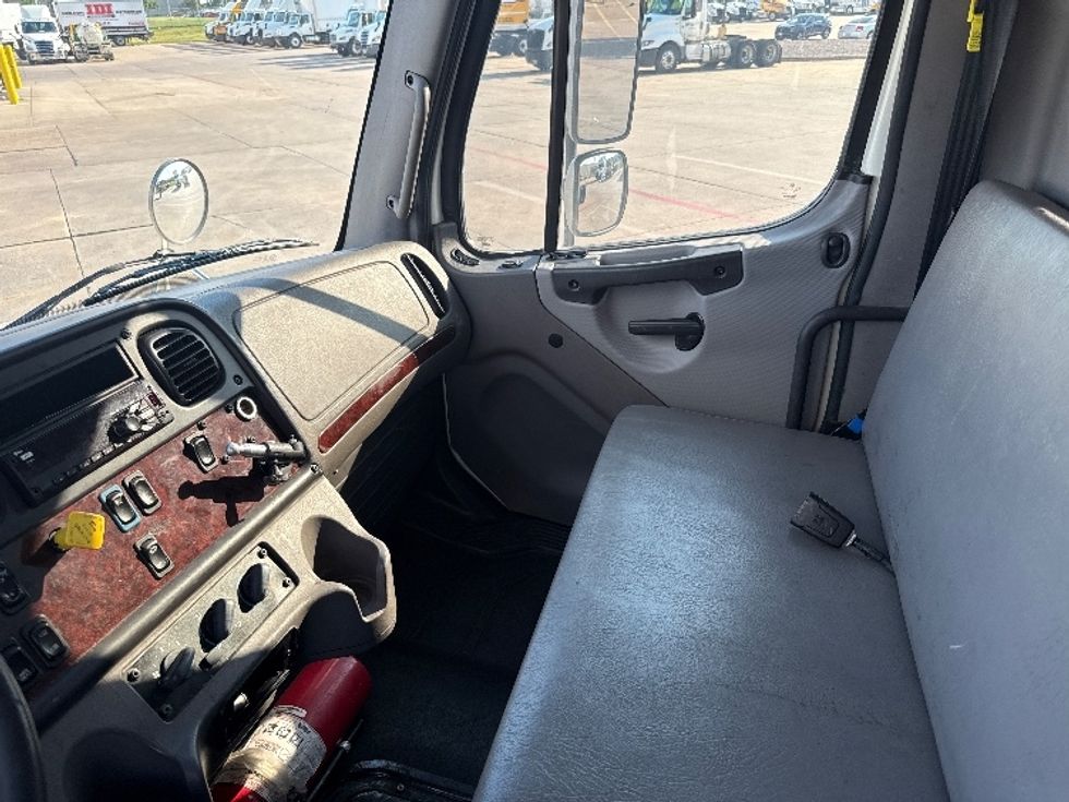 Cab and Chassis Truck-Light and Medium Duty Trucks-Freightliner-2020-M2-Grand Prairie-TX-321,838\n\t\tmiles-$ 23,000 - Image 19