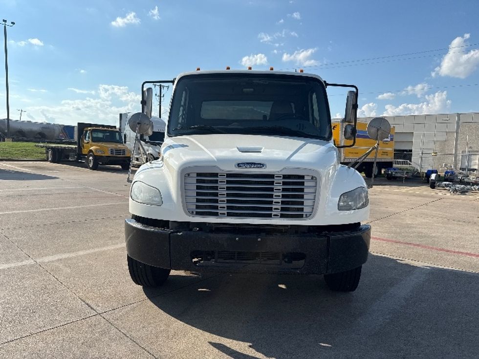 Cab and Chassis Truck-Light and Medium Duty Trucks-Freightliner-2020-M2-Grand Prairie-TX-321,838\n\t\tmiles-$ 23,000 - Image 2